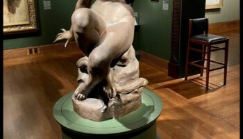 Atgriezties pagātnē: vizuāli seno artefaktu svētki