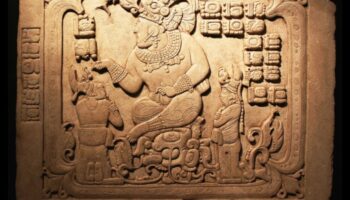 Kultūras kokgriezumi: aizvēsturiskā māksla rituālā kontekstā