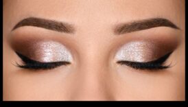 Skropstu tušas un acu zīmuļa harmonija: vienota acu grima izskats