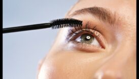 Skropstu tuša un novecošana: nobriedušu skropstu uzlabošana jauneklīgākam izskatam